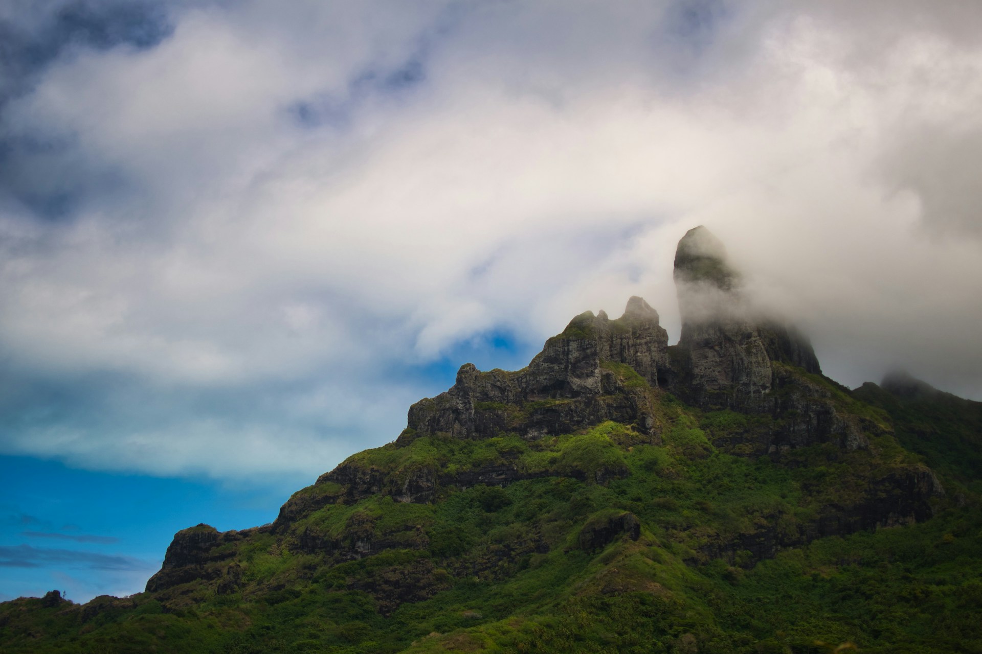 Mount Otemanu
